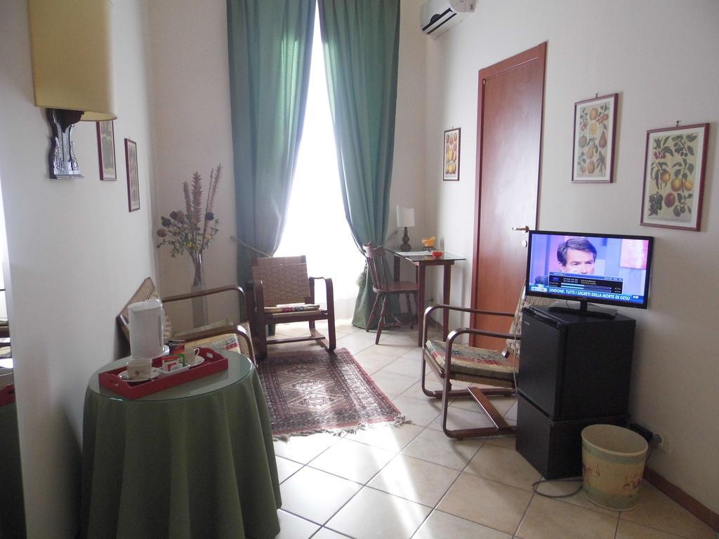 La Residenza Dei Nobili Bed & Breakfast Catanzaro Phòng bức ảnh